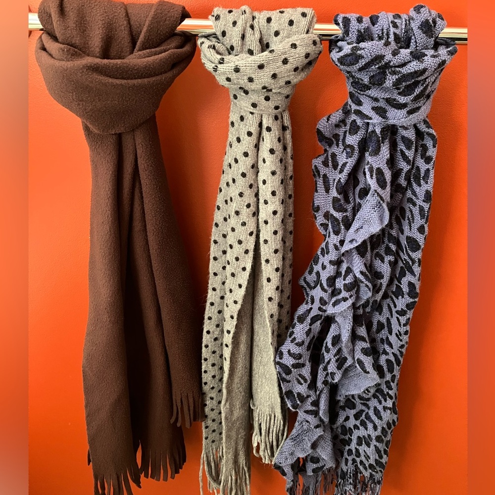 Lot of three scarves